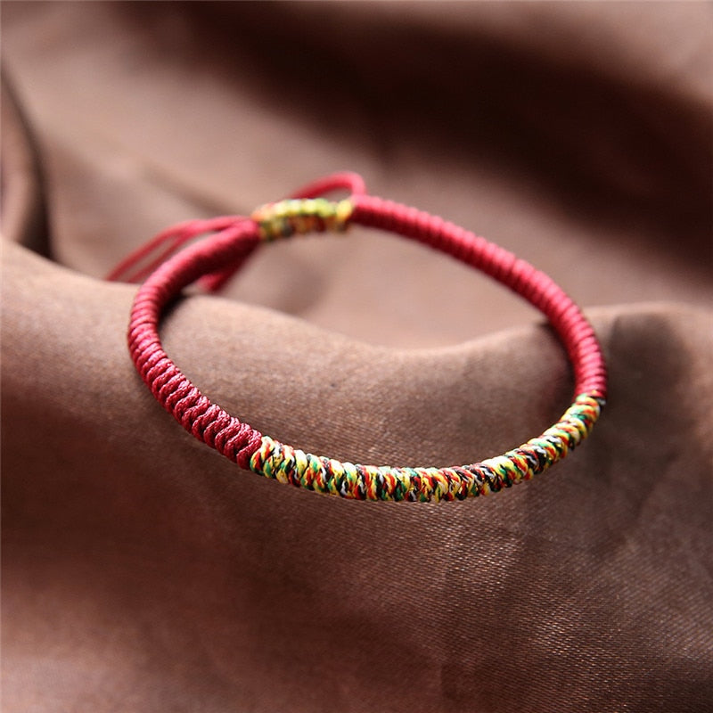 Bracelet tibétain tressé bordeaux